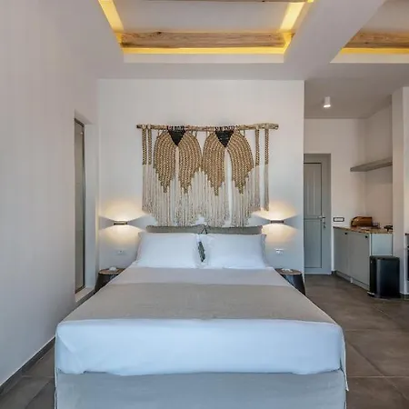 Vivere Luxury Suites Pera Gyalos Exterior photo