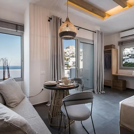 Vivere Luxury Suites Pera Gyalos Exterior photo